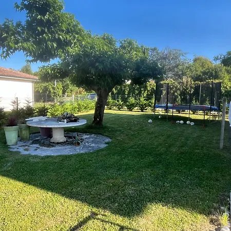 Сasa de vacaciones Maison Pour Petite Famille Villefranche-du-Queyran